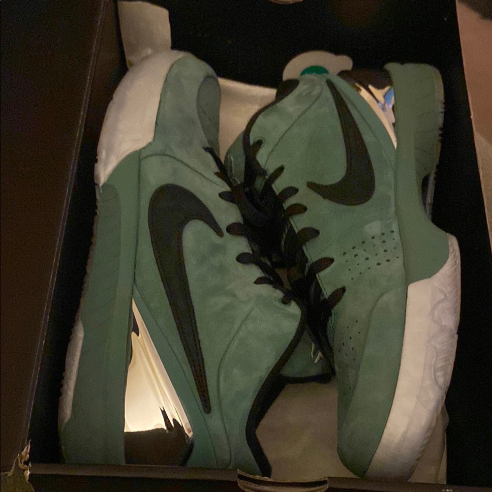Nike Kobe 4 Girl Dad